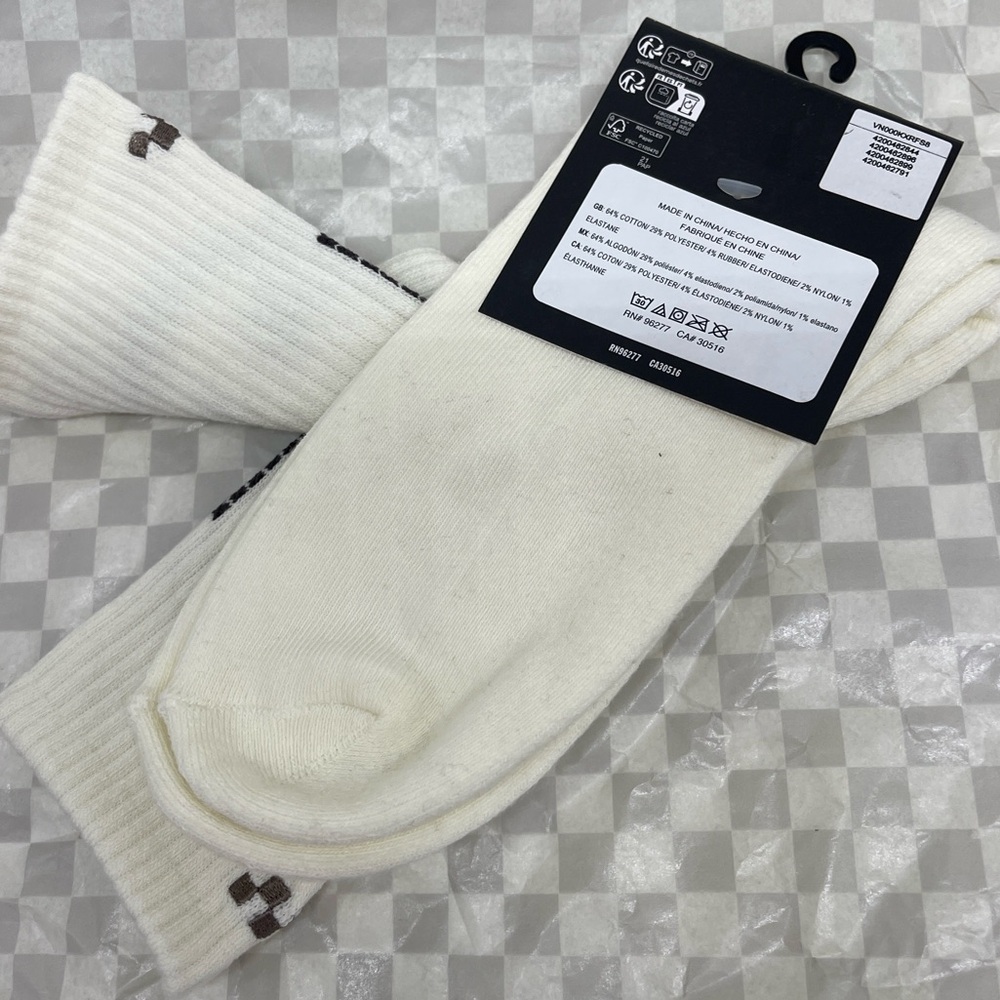 Vans Designer Logo Sport Skater Surfer Crew
Cut Socks 
Vans Skate Clay  (1 pair) - Picture 7 of 16